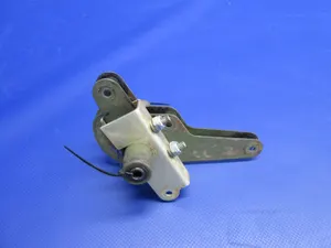 Cessna 182 / 182L LH Aileron Bellcrank P/N 0760703-5 (0126-910)
